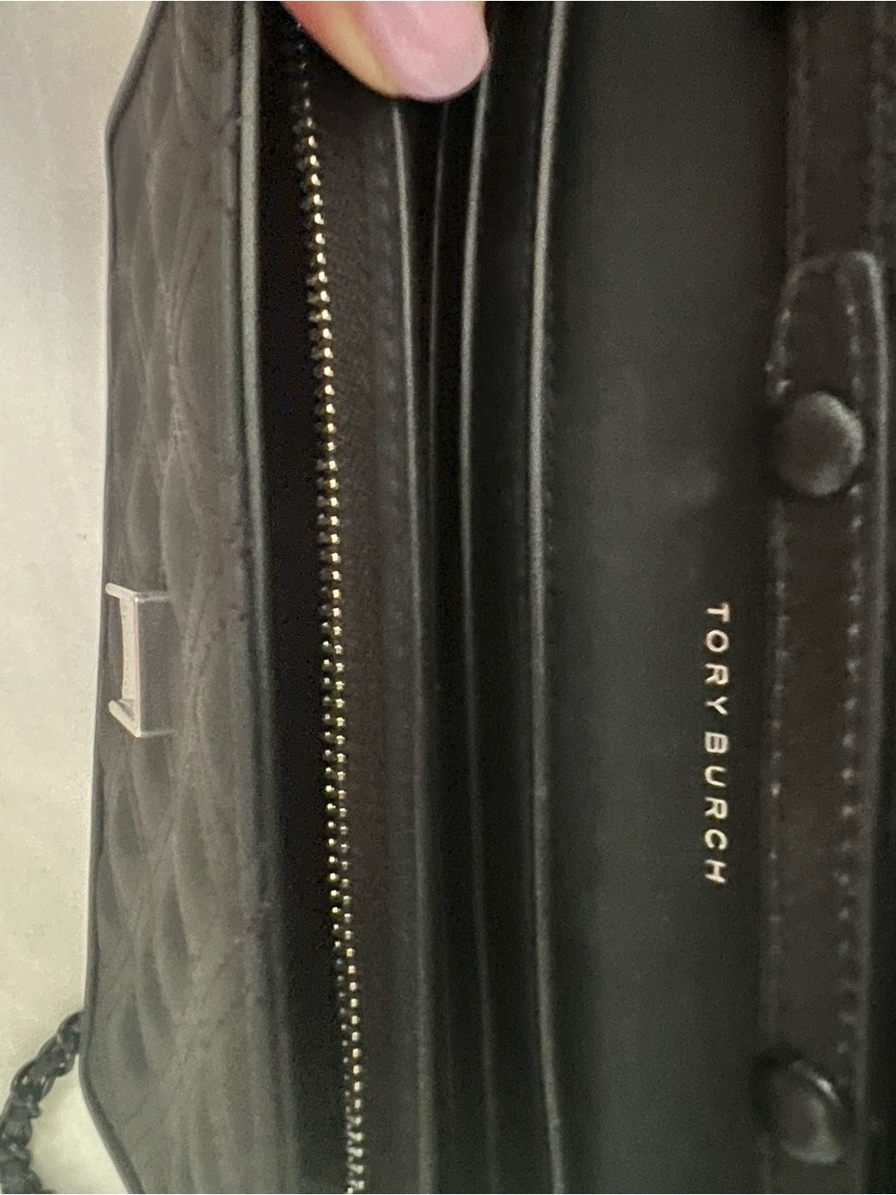 Tory Burch Fleming Matte Wallet on Chain / Crossbody – Black - Picture 11 of 16